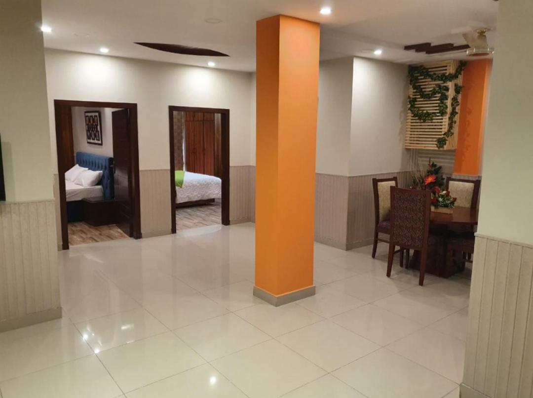 Hak Mall Suites And Apartments Rawalpindi Esterno foto